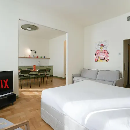 Navigli House, Trilocale Con Vista Fiume Apartamento