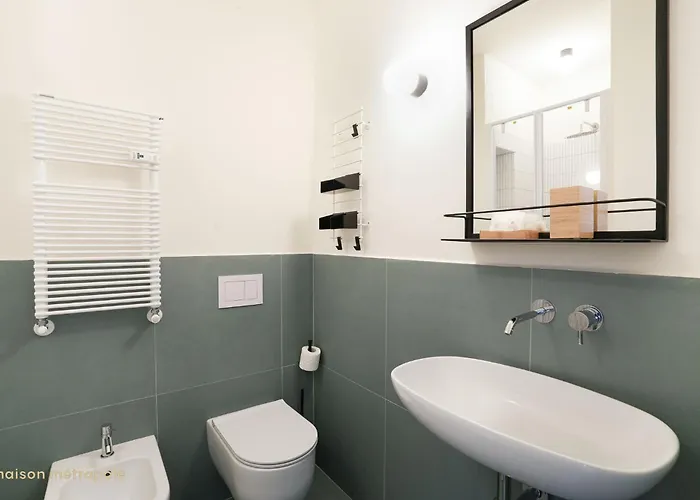 Navigli House, Trilocale Con Vista Fiume * ميلان